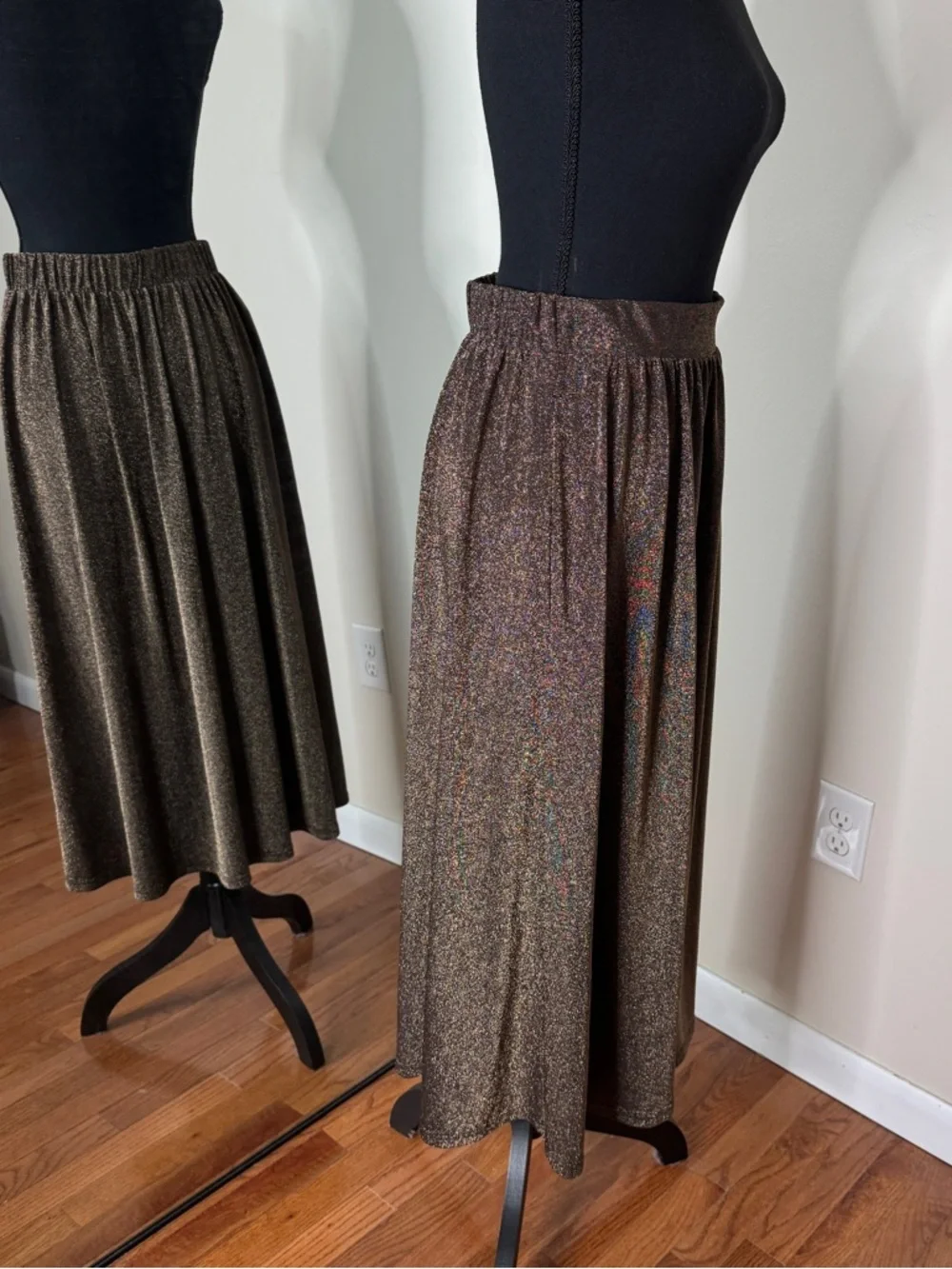 J.Crew Knit Sparkle Metallic MIdi Skirt Gold Size S - Picture 3 of 8